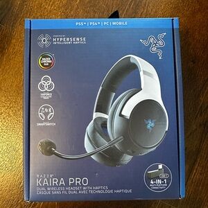 Razer Kaira Pro Black and Silver Wireless Headset
